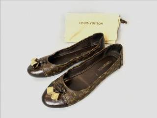 LOUIS VUITTON CLOTHING AND SHOES